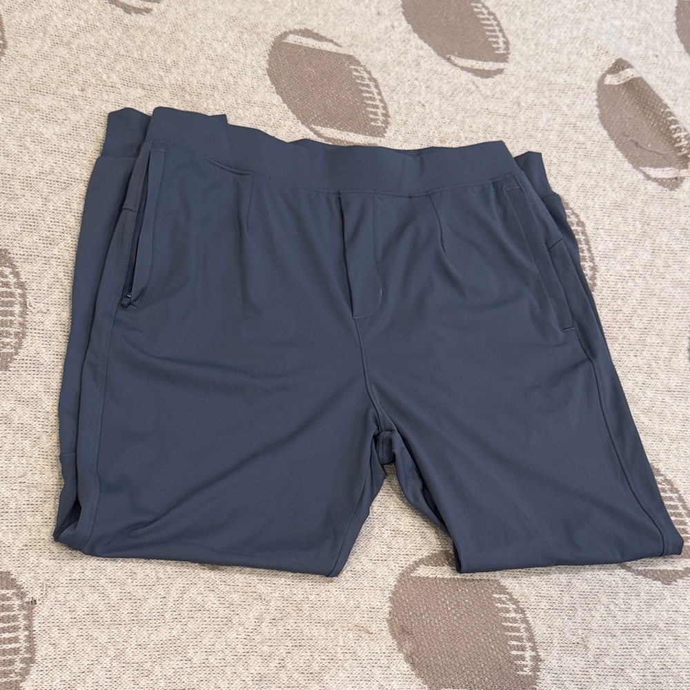 Men's Gray golf jogger pant